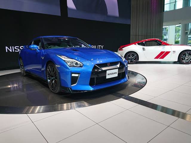 東京方面で、湾岸ブルーの３５GTR乗っておられる方、友達が、知り合いが乗ってるよ‼️って方、DMください🙇🏻
撮影の協力お願いしたいです🤝‼️
日程は今日の夜です‼️
急遽予定していた車が来れなくなり、御協力お願い致します‼️