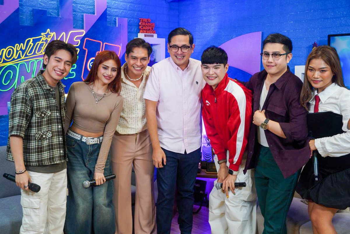 Bam Aquino (@bamaquino) on Twitter photo MARAMING SALAMAT, <a href="/itsShowtimeNa/">It's Showtime</a>!
Salamat sa lahat ng madlang pipol na sumuporta at nagtiwala sa atin para makabalik tayo sa Senado! Salamat din sa buong It’s Showtime family sa pagwelcome sa atin ngayong araw sa online at studio!
Nakwento ko sa madlang pipol na matapos natin MARAMING SALAMAT, <a href="/itsShowtimeNa/">It's Showtime</a>!
Salamat sa lahat ng madlang pipol na sumuporta at nagtiwala sa atin para makabalik tayo sa Senado! Salamat din sa buong It’s Showtime family sa pagwelcome sa atin ngayong araw sa online at studio!
Nakwento ko sa madlang pipol na matapos natin