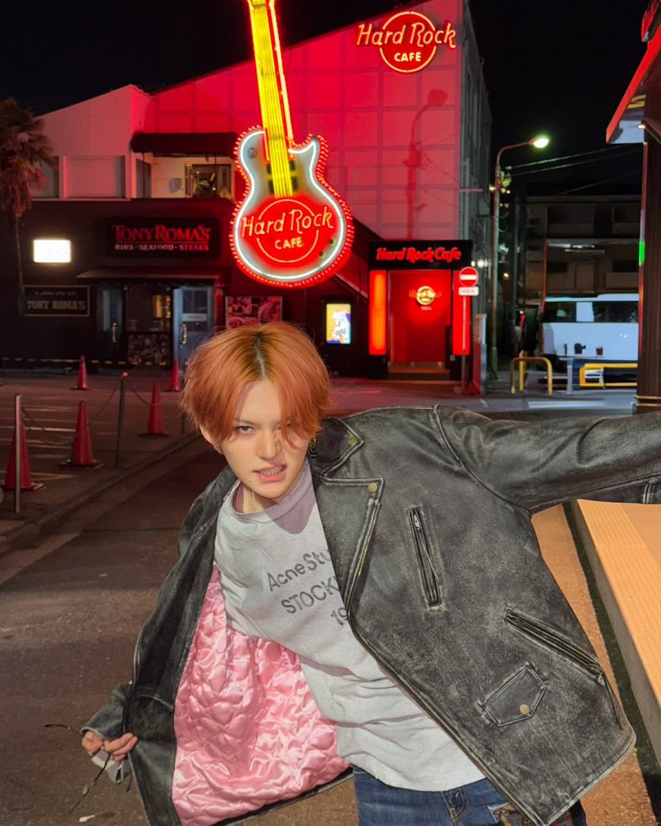 treasure_hd's tweet image. 📸🐯HAPPY BIRTHDAY!

YOSHI OUR RAPPER ROMEO FOREVER 
#CelestialRomeoYoshiDay
#만두냥이_냥이노리_생일축하해
#ヨシくんは25歳もトゥメのロミオ
#トレジャー #YOSHI #요시 #TREASURE
 #트레저 @treasuremembers