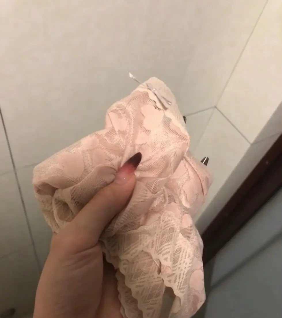 这天气，没有干透……

#武汉夫妻 #027情侣