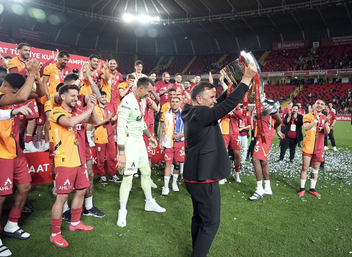 💛🏆❤️

#KupaBeyiGALATASARAY