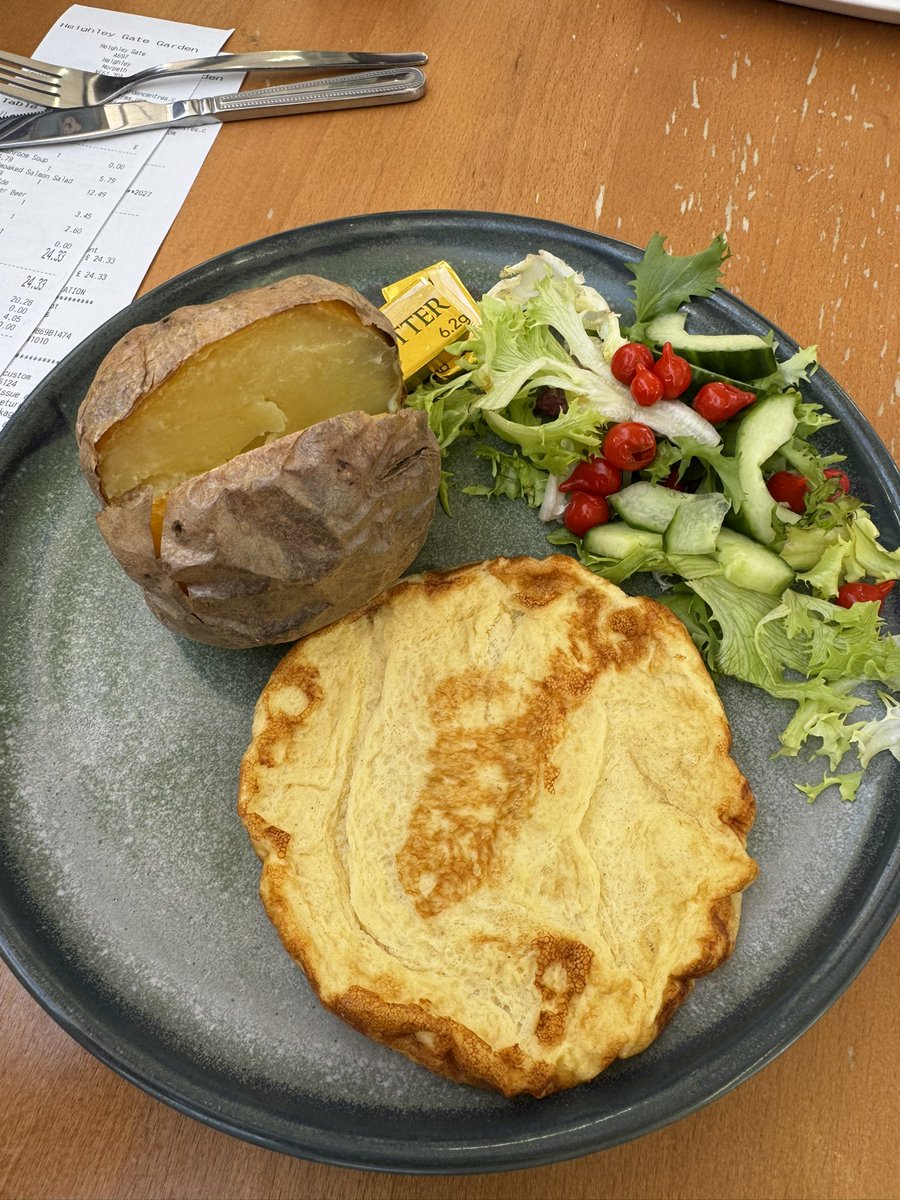 ScottMunro48's tweet photo. @BGCentres had 2nd visit to HeighlyGate yesterday main restaurant. I ordered a dish that couldn’t do -already been charged £12.49. Offered alt. given dietary restrictions I had bake potato +plain omelette. The Ome was a pancake; no refund offered - ave price for potato is £8.50! https://t.co/E7gSfKR31N
