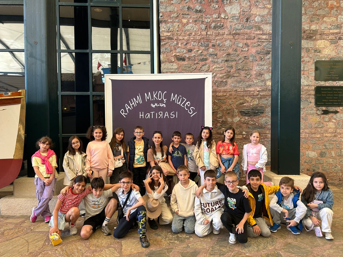3.sınıflarımızla Hayat Bilgisi dersi kazanımları kapsamında eğlenerek öğrendiğimiz Miniatürk ve Koç Müzesi gezimizi gerçekleştirdik.🏛️🕌
