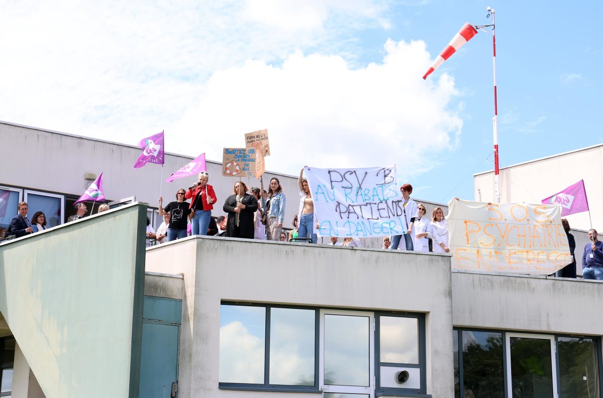 Toute la semaine, <a href="/lanouvellerep_/">La Nouvelle République</a> se penche sur la crise que traverse la #psychiatrie en France. Reportage, interviews, analyses et infographies ... L'ensemble des articles est répertorié dans ce papier de présentation 👇 l.lanouvellerepublique.fr/UOB