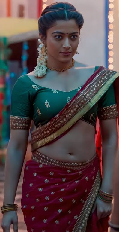 CelluloidIn's tweet photo. Admit or not..

Her Gym trainers focus on building muscle, not just achieving a certain shape."

Result: Manly look 😤

#RashmikaMandanna 😤 https://t.co/RPhdGfjzyr