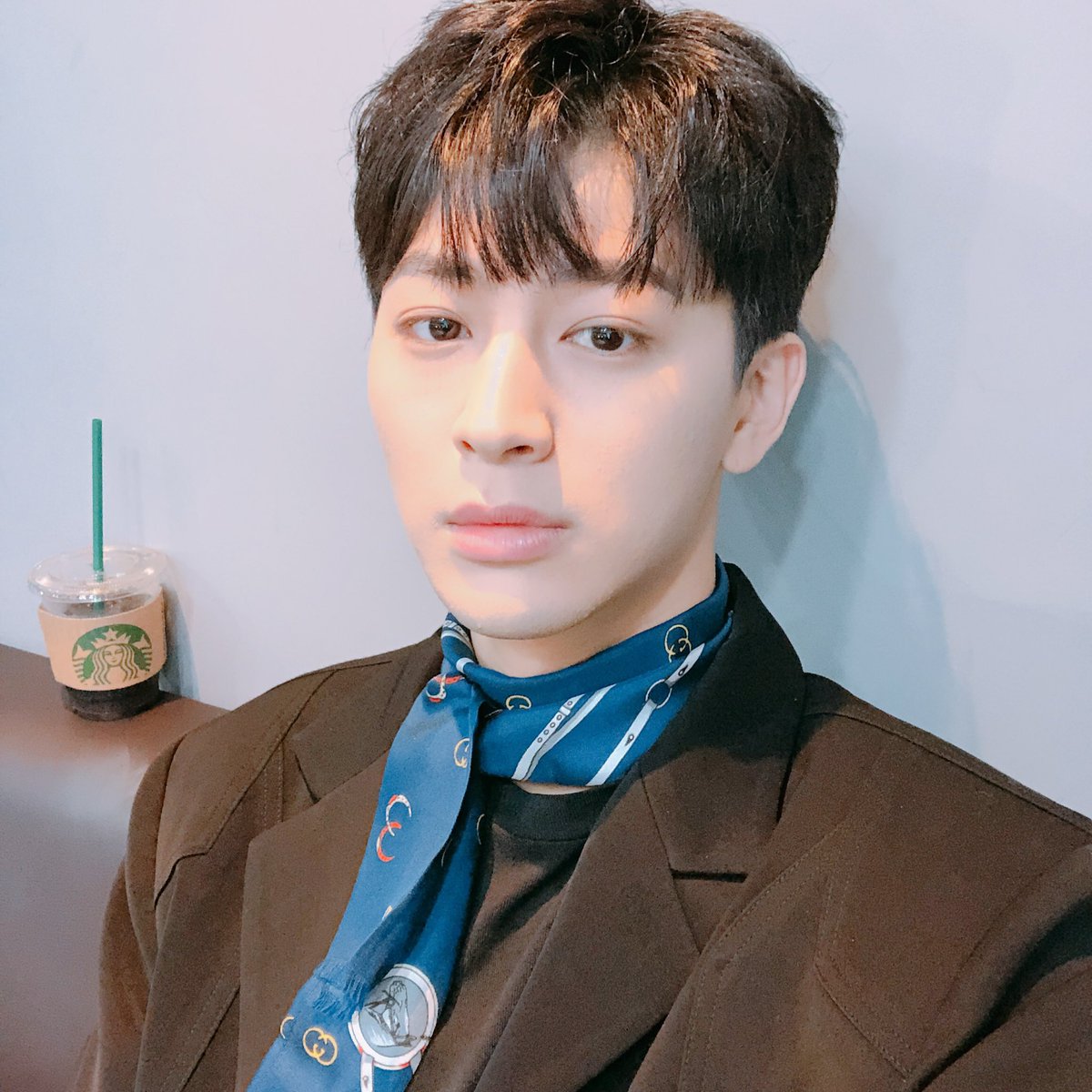 힘든 하루도 지나갔다 ㅎㅎㅎ
코닉이들도 오늘하루 힘들었겠지만
힘내!!! 🫡🫡🫡