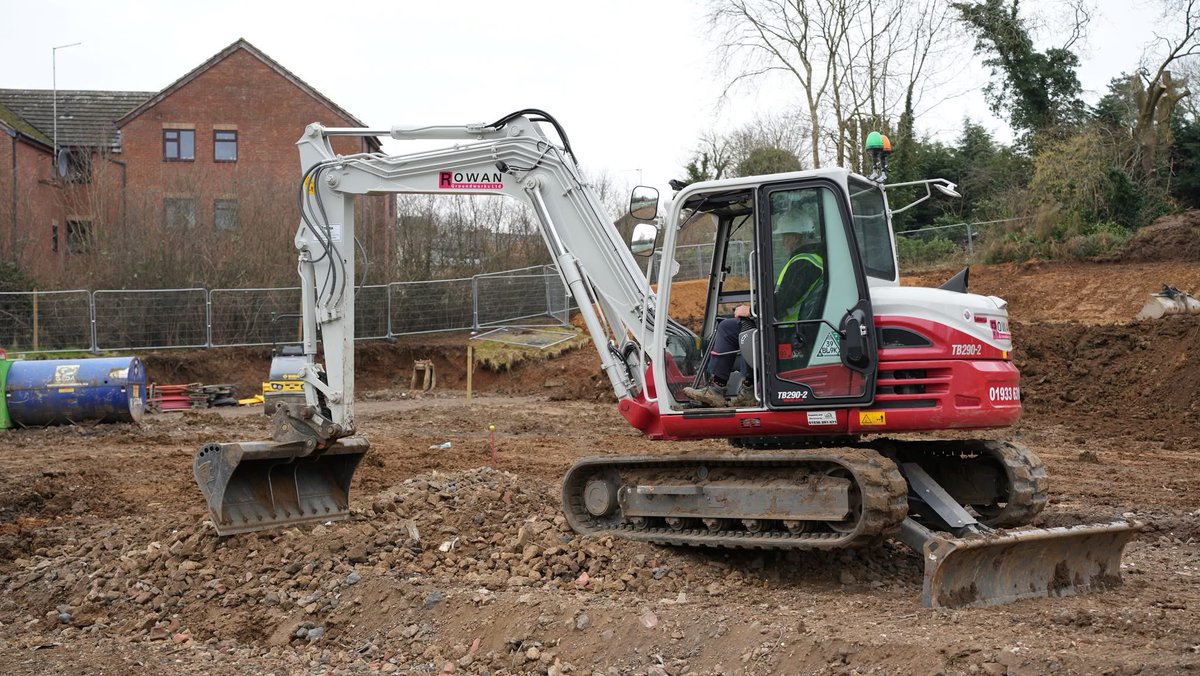 Takeuchi UK Continues to Deliver

Willowbrook Plant 

earthmoversmagazine.co.uk/digger-man/vie…

#constructionequipment #diggers #diggermanblog #earthmovers #excavators #groundworks #heavyequipment #machinery #takeuchi #willowbrookplant