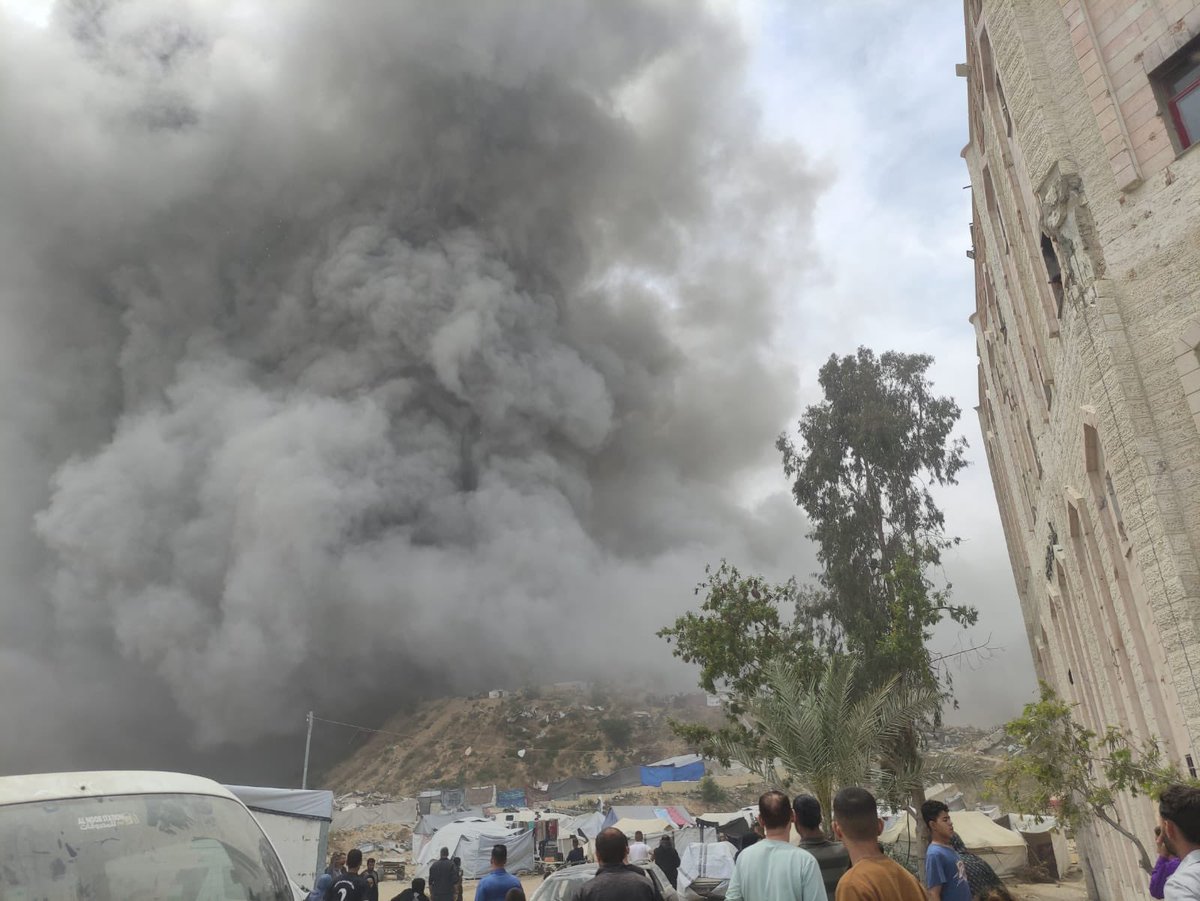 🚨🚨🚨🚨🚨

آج صبح سے ابتک غزہ میں اسرائیلی دہشت گردی میں 82 مسلمان شہید درجنوں زخمی