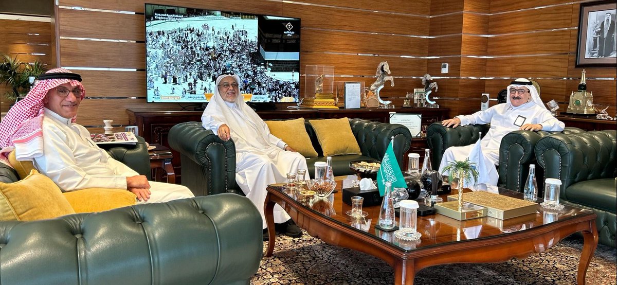 #صحيفة_الكاس
الشيخ عبدالعزيز التركي يستقبل وفد الصحيفة ويشيد بالتغطية الإعلامية للنسخة 26 من سباق الشرقية الدولي -  al-kas.com/141600/