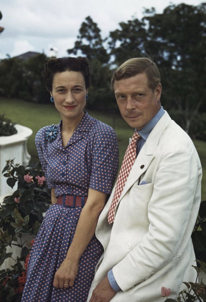 jem2399's tweet image. New blog on the Duke Of Windsor and his life.
After doing research on him I think that Harry is literally acting like him. He did interviews upon interviews and was even paid to write books and articles etc.
royalreviews100.blogspot.com/2025/05/the-li…
#KingEdwardVIII
#WallisSimpson
