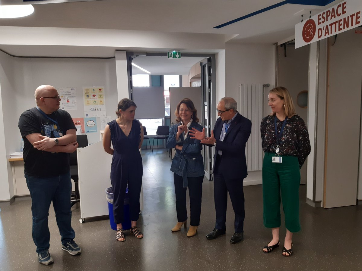 Tahar Belmounès (@taharbelmounes) on Twitter photo 👩👧👦 Mieux soutenir les familles monoparentales
J’ai eu le plaisir d’échanger avec <a href="/Mairie9Paris/">Mairie du 9e Paris</a> et Mme Bürkli ce mercredi sur le bilan du Projet Social de territoire du 9e et la relance des chèques babysitting, pour lutter contre l’isolement et favoriser le droit au répit. 👩👧👦 Mieux soutenir les familles monoparentales
J’ai eu le plaisir d’échanger avec <a href="/Mairie9Paris/">Mairie du 9e Paris</a> et Mme Bürkli ce mercredi sur le bilan du Projet Social de territoire du 9e et la relance des chèques babysitting, pour lutter contre l’isolement et favoriser le droit au répit.