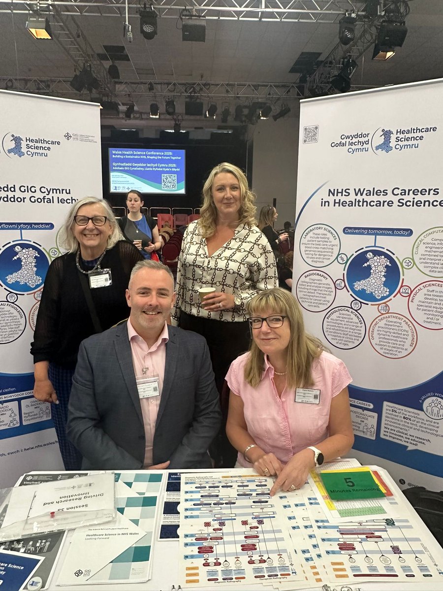 Fab to be in sunny Llandudno with fellow Exec Directors of AHPs &amp; Health Science from across Wales. 

We’re with our amazing healthcare science professionals for the National Healthcare Science Conference: achievements, innovations, the future 💫 
#HealthcareScienceCymru2025