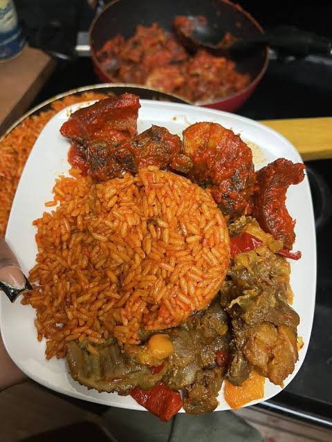 honestfc1's tweet image. Eat this or take 10k naira