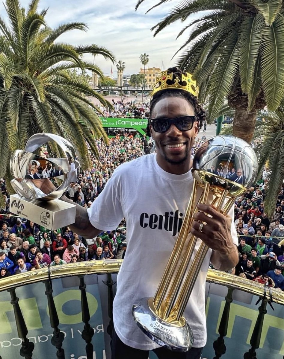 #MVPMovistar Kendrick Perry 💜💚 Día de voto doble para <a href="/kendrick3perry/">Kendrick Perry</a>! RT para votar!!