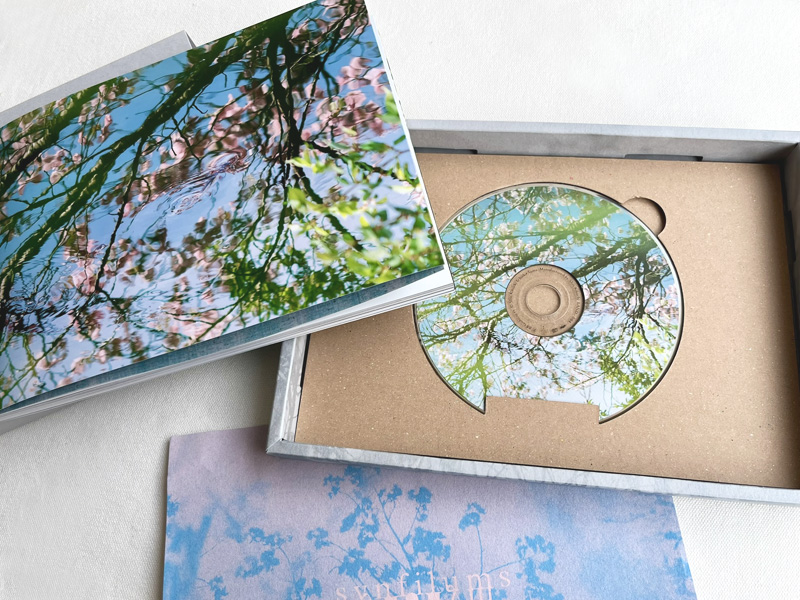 雨と休日 tweet media