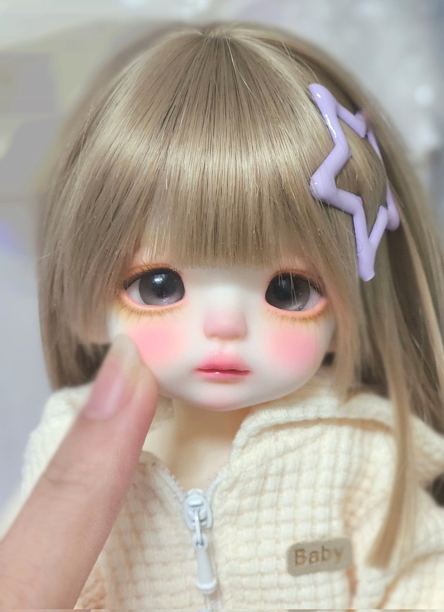 복숭아 찌르지마세요 🍑