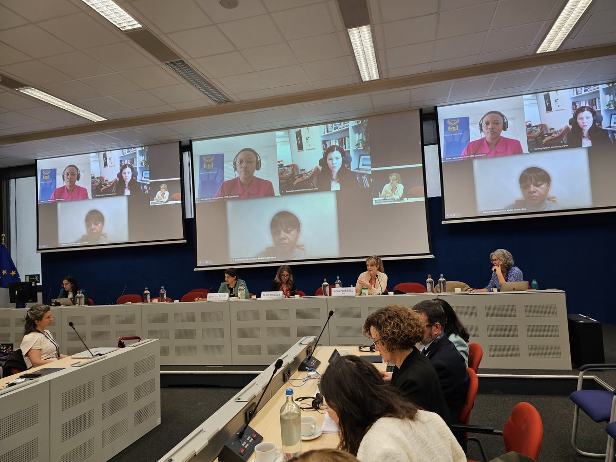 An unusua all #female panel on #globalhealth financing at the #EUGlobalHealthPolicyForum <a href="/womeninGH/">Women In Global Health</a>