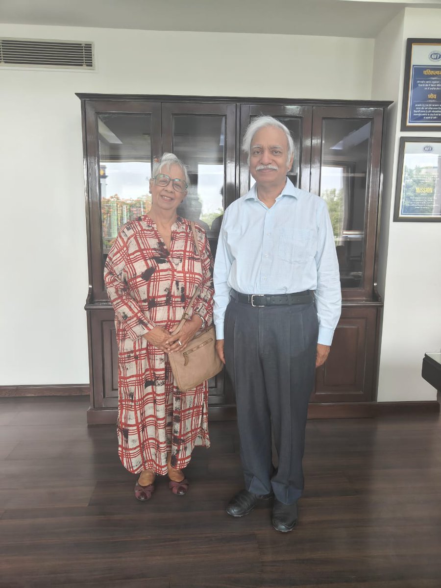 The Diplomatist Magazine (@the_diplomatist) on Twitter photo Ms. Linda Hawke, publisher of Diplomatist Magazine with Prof. Rakesh Mohan Joshi, VC, Indian Institute of Foreign Trade
<a href="/professorjoshi/">Prof. Rakesh Mohan Joshi</a>
<a href="/kanchi_batra89/">Kanchi Batra</a> Ms. Linda Hawke, publisher of Diplomatist Magazine with Prof. Rakesh Mohan Joshi, VC, Indian Institute of Foreign Trade
<a href="/professorjoshi/">Prof. Rakesh Mohan Joshi</a>
<a href="/kanchi_batra89/">Kanchi Batra</a>