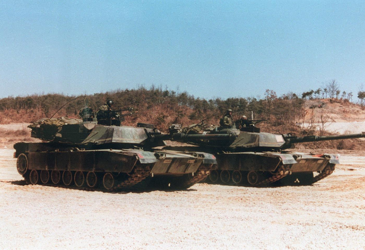 Korean_DMZ_Vets's tweet photo. Tank Tuesday - 1991 Team Spirit Exercise in Korea! M1IP's from 1st Tank (1/72nd AR, 2ID)!!!! #2id #tanks #tanktuesday #2ndtonone #1stTank #abrams #1990s #korea #rok #ilovetanks #tanklover https://t.co/NsvZLtyddd