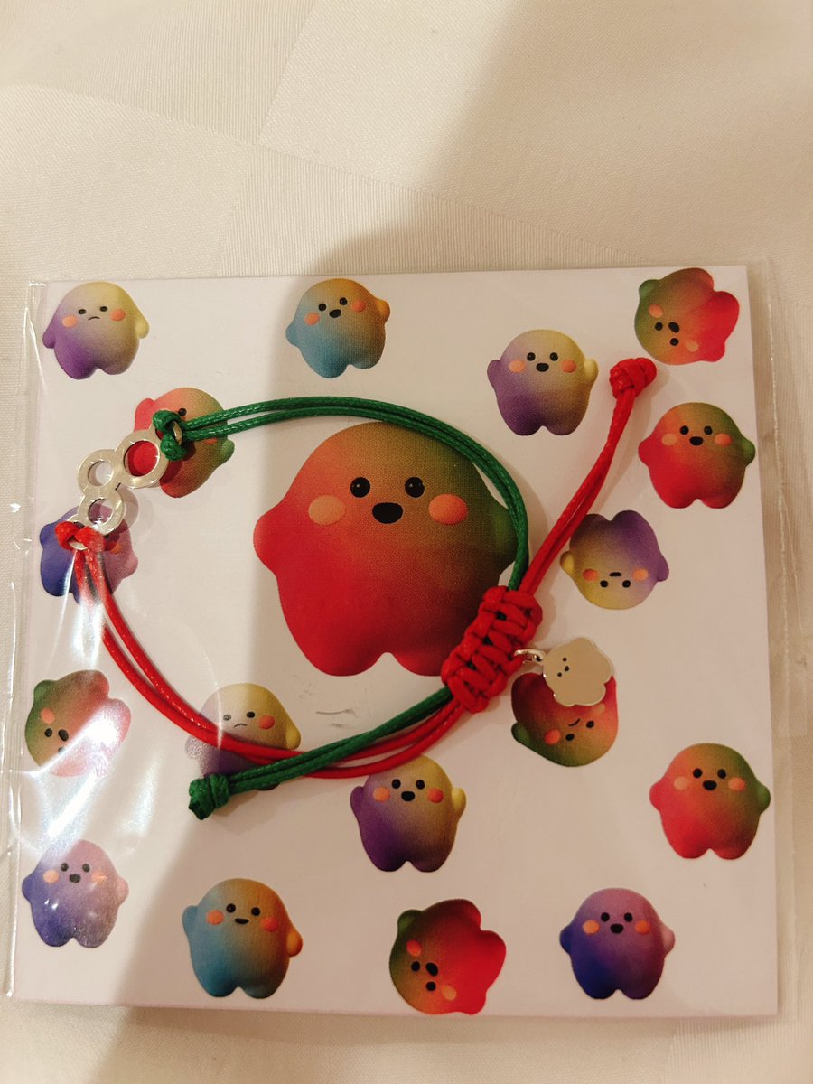 おやすみ、サーキュラーちゃん」💛💜 いの一番でドイツ館のショップで