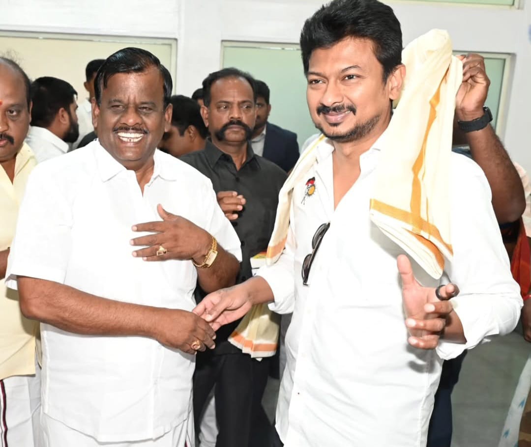 மரியாதைக்குரிய அண்ணன் கோவை வடக்கு மாவட்ட கழக செயலாளர்🖤❤ தொண்டாமுத்தூர் ரவி  @thondamuthurravidmk 👑 அவர்களுக்கு 🎊இனிய பிறந்த நாள் வாழ்த்துகள் 🙏🎊

#dmk 
#dmkitwing 
#tamil 
#thondamuthur 
#coimbatore 
#birthday 
#instagood 
#tamilnadugovernment