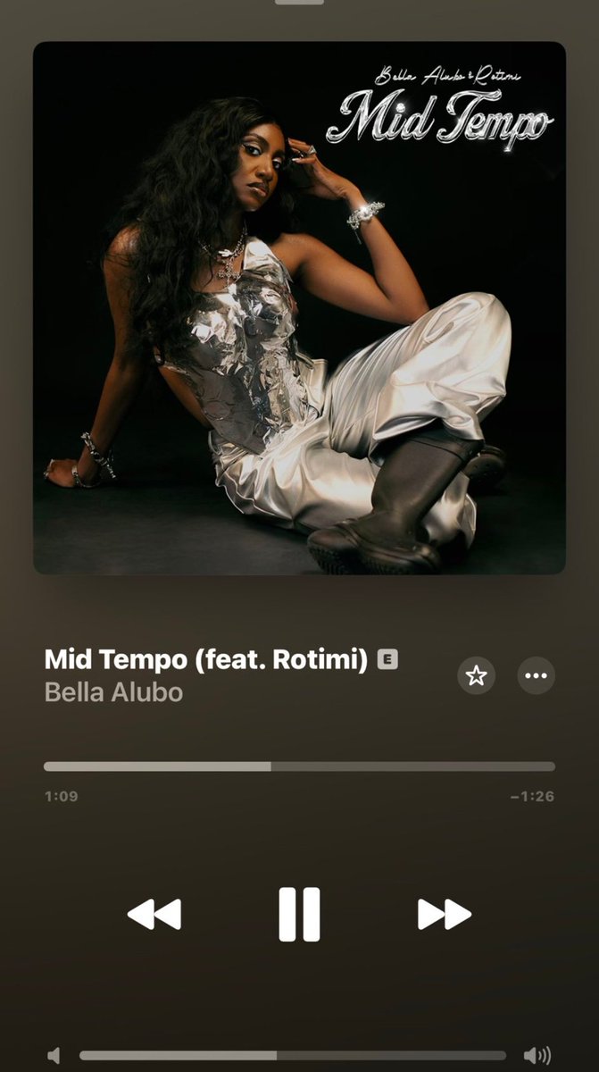 Swagger_jeffrey's tweet image. This "Mid Tempo" song by Bella Alubo featuring Rotimi is definitely among the top 3 best collaboration this year so far... Pure jam 🔥 #MidTempo