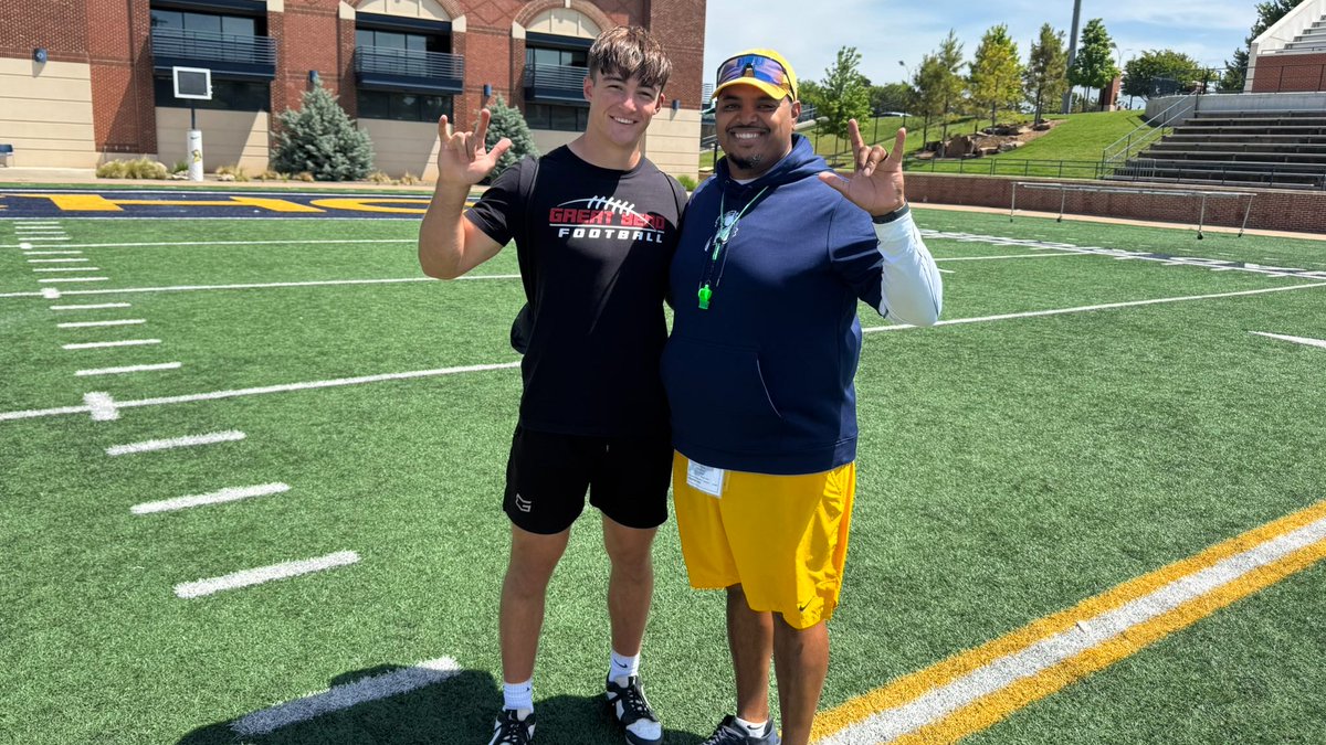 Six Star Football | PLUS+ (@sixstarfootball) on Twitter photo EVENT COVERAGE | Showcase at UCO brings out several talented LB prospects
Young linebackers impress scouts with standout performances at UCO showcase💯
STORY:▶️🔗sixstarfootball.com/article/event-…
<a href="/EthanHaney06/">Ethan Haney</a> <a href="/lukehodginss/">Luke Hodgins</a> <a href="/ConnerHolladay1/">Conner Holladay</a> <a href="/KingHurst1712/">Kingston Hurst</a> <a href="/Kalekirk01/">Kale Kirk</a> <a href="/Cooper__McGowan/">Cooper McGowan</a> EVENT COVERAGE | Showcase at UCO brings out several talented LB prospects
Young linebackers impress scouts with standout performances at UCO showcase💯
STORY:▶️🔗sixstarfootball.com/article/event-…
<a href="/EthanHaney06/">Ethan Haney</a> <a href="/lukehodginss/">Luke Hodgins</a> <a href="/ConnerHolladay1/">Conner Holladay</a> <a href="/KingHurst1712/">Kingston Hurst</a> <a href="/Kalekirk01/">Kale Kirk</a> <a href="/Cooper__McGowan/">Cooper McGowan</a>