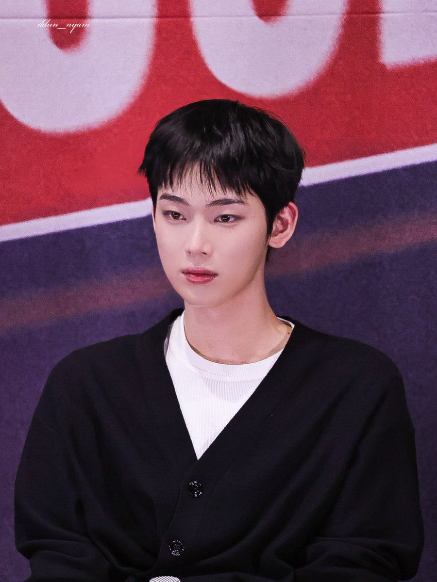 ddun_nyam's tweet photo. 250511

머리 기르자 이제 ㅠ🥺

#엔하이픈 #ENHYPEN
#선우 #SUNOO #ソヌ https://t.co/0jcbZ4gQMa