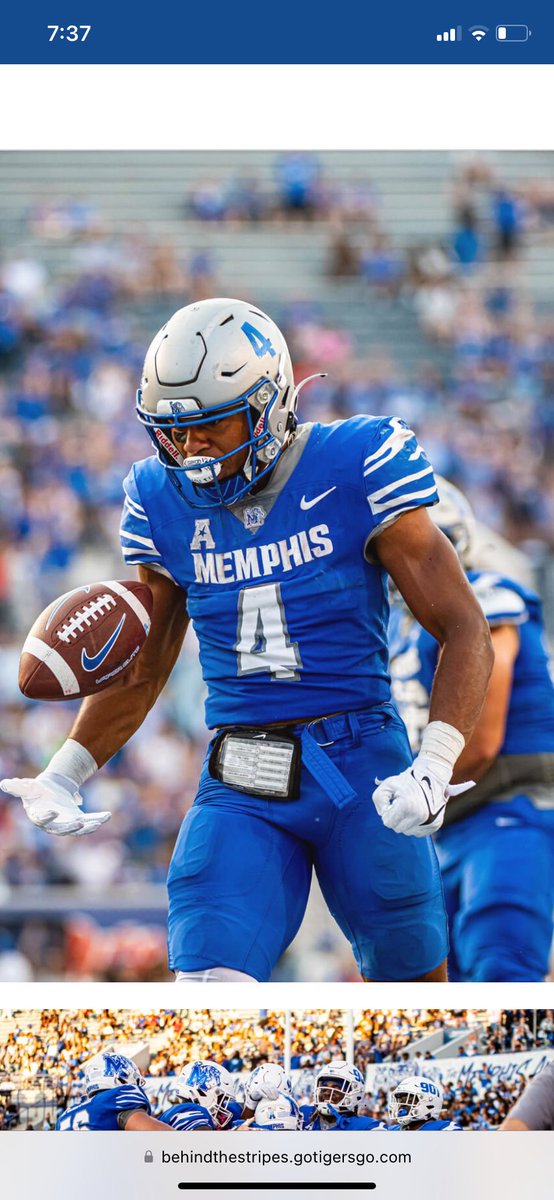 AHMONTAE_2THORO's tweet image. 🙏🏾 @MemphisFB OFFERED‼️#ALLIN #GOTIGERSGO @BTProspects @CoachEdDudley63 @gdudley18 @bsa28_ @DAWGHZERECRUITS @RecruitGeorgia @NEGARecruits