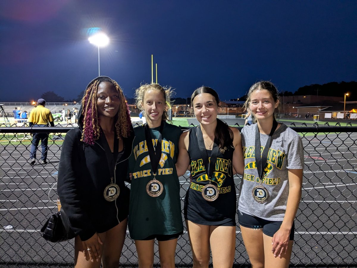 Spartan Sprint Night, Nyla Jackmon-Smith placed 1st and set a new school record in the 100 hurdles with a time of 14.82. Lilla Porter placed 6th in 400 PR of 1:00.69. Rachael Williams placed 3rd in the 800 PR of 2:28.73. Lily Pedersen placed 5th in the 800 a PR of 2:30.82.