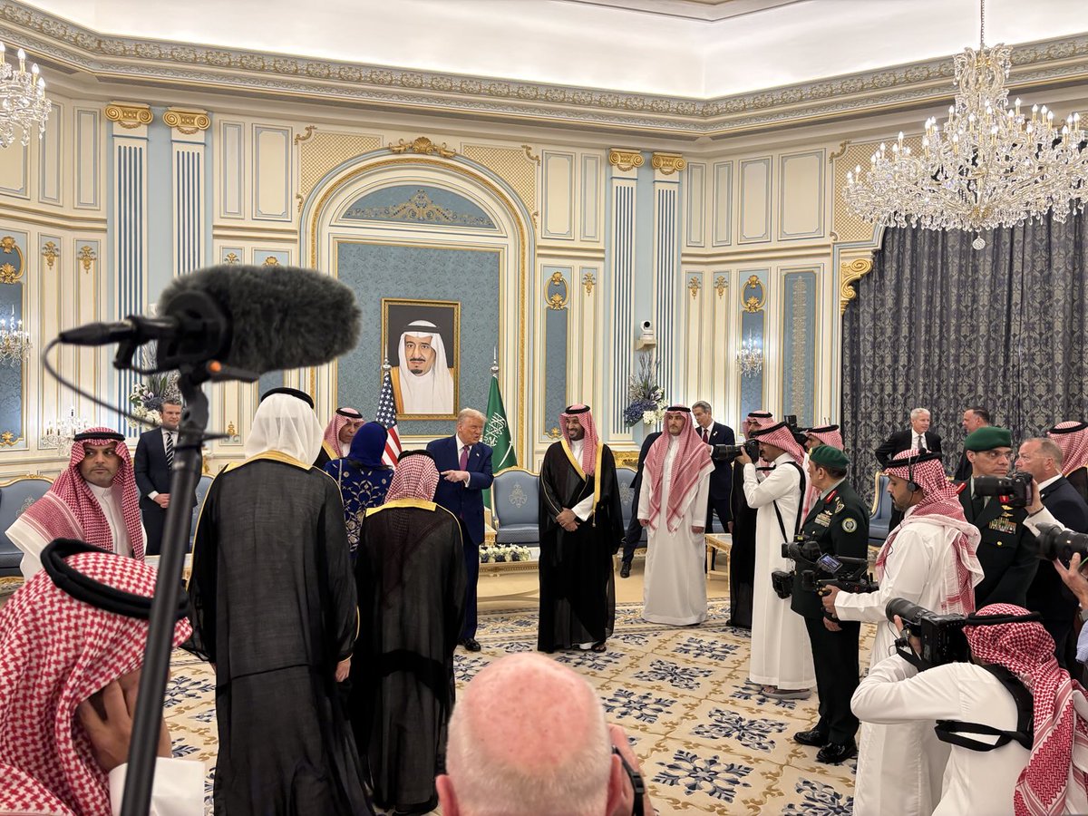 President Trump and Crown Prince greeting guests at State Visit.