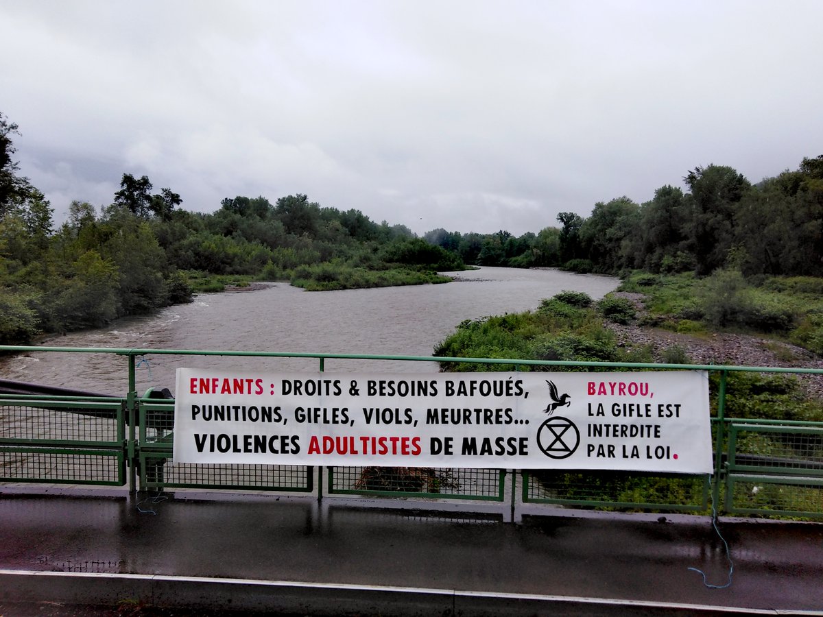 J-1 Audition Bayrou: Violences à #Bettharam= symptômes de la domination #ADULTISTE structurelle. STOP au système CAPITALISTE COLONIAL PATRIARCAL qui traite les enfants comme des sous-humains! #adultisme #enfantiste #bayroudemission #extinctionrebellion #metooecole #metooscolaire
