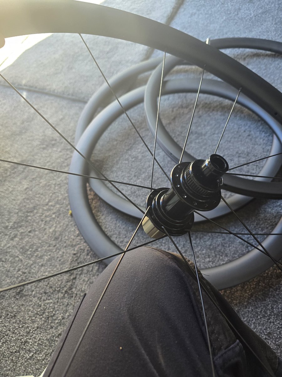 Beautiful day today so what better activity than building wheels for the lovely people at <a href="/NorthRoadCycles/">NorthRoadCycles 🚴‍♂️</a>.   Gonna put some special love into these wheels