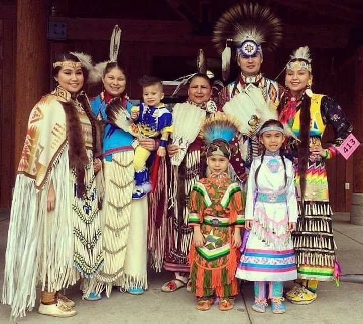 NativeLegacyHub's tweet photo. Native American ❤️‍🔥 If you’re a Native American History fan of mine can I get a big….A’HO !!! I love you All❤️ https://t.co/8kE1otdF06