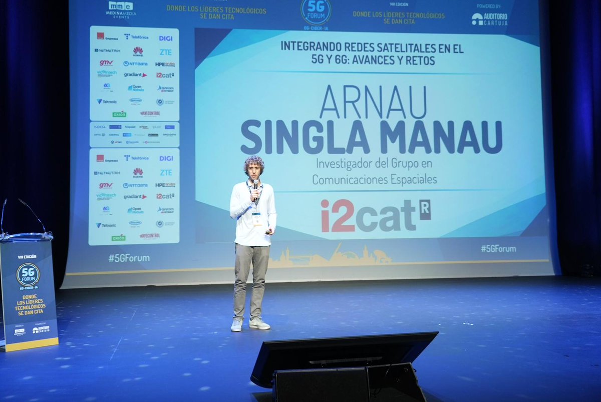 i2CAT's tweet image. 🗣️Nuestro investigador del Grupo en #SpaceComms Arnau Singla ha intervenido en @5G_FORUM para explicar el papel de las Redes No Terrestres (NTN) como habilitadoras clave del #5G avanzado y del futuro #6G

📡Las #NTN facilitarán una conectividad global y resiliente

#i2CATResearch