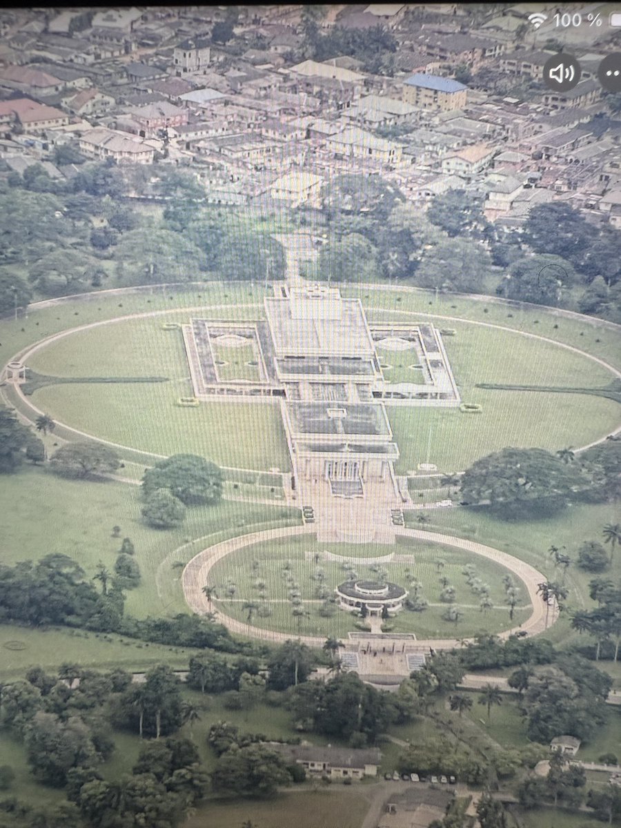 Probably one of the most iconic properties you see flying over Lagos. Anyone have an idea what this building is ?