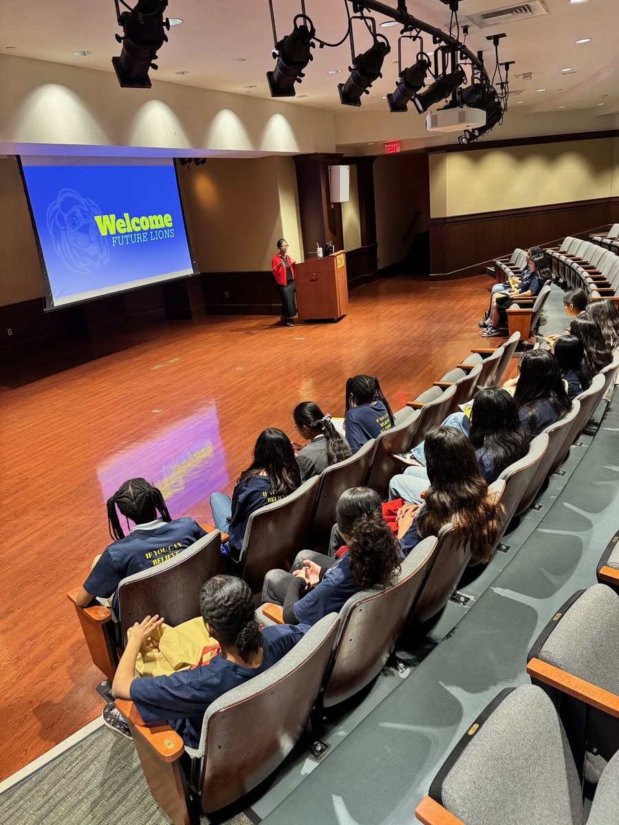 Our AVID scholars exploring <a href="/TCNJ/">TCNJ</a>  while rocking their 2025 AVID T-shirts created by one of their very own. Students returned from this trip with joy and excitement for their future goals. Thank you TCNJ , Ms. Schneider and Ms. Chatman <a href="/NBPS_pwms/">Nbps_pwms</a> <a href="/nbpschools/">New Brunswick Public Schools</a>
