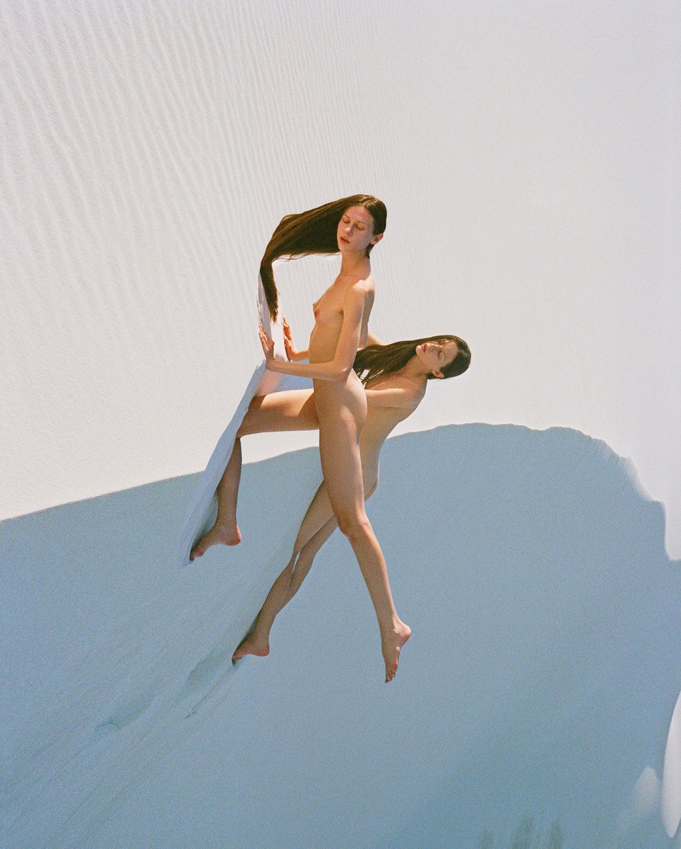 Dreams in Reverse Gravity

Nature Twins sold out on @Superarre 
<a href="/Synchrotania/">Synchrotania</a> <a href="/synchrodogs/">Synchrodogs 🇺🇦</a> 

superrare.com/synchrodogs