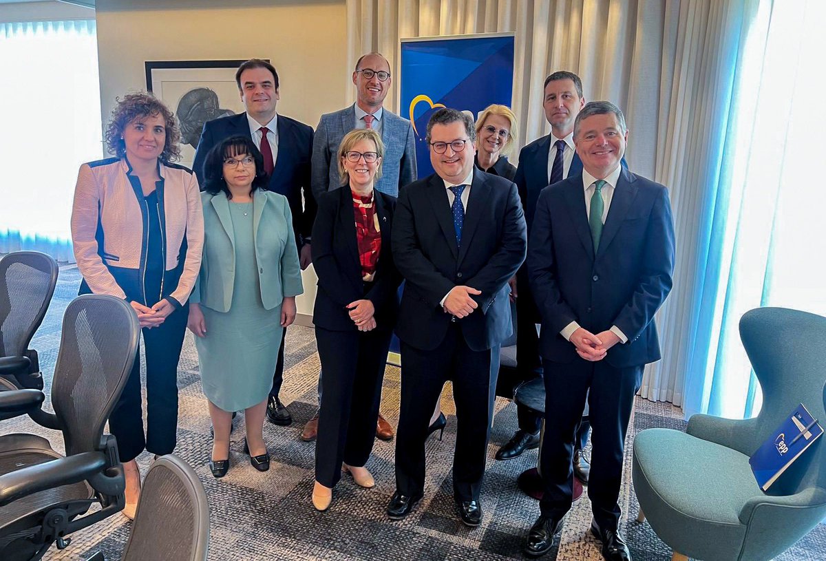 EPP (@epp) on Twitter photo EPP Finance Ministers, chaired by <a href="/VDombrovskis/">Valdis Dombrovskis</a> and <a href="/Paschald/">Paschal Donohoe</a>, met today in Brussels to prepare the Economic & Financial Affairs Council agenda. They discussed on the new Security Action for Europe (SAFE) instrument to strengthen common defence procurement & on the Digital Euro. EPP Finance Ministers, chaired by <a href="/VDombrovskis/">Valdis Dombrovskis</a> and <a href="/Paschald/">Paschal Donohoe</a>, met today in Brussels to prepare the Economic & Financial Affairs Council agenda. They discussed on the new Security Action for Europe (SAFE) instrument to strengthen common defence procurement & on the Digital Euro.