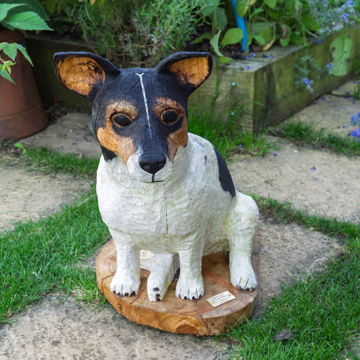 My carvings aren't just limited to wildlife; I often do animal commissions of people's favourite animals or beloved pets. If you would like a quote for a bespoke carving get in touch! maytree.me.uk #woodcarving #wood #carving #art #handmade #bespoke #sculpture #animals