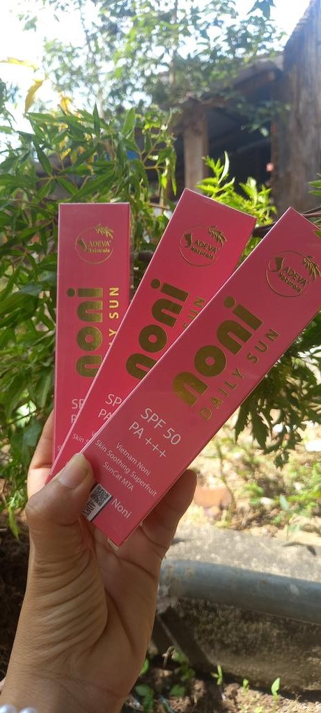 Kem chống nắng gì chưa người đẹp?

Mua 1 tặng 1 nhé chị em ơi. 

Mua 01 KCN NONI ADEVA hôm nay, tặng ngay 01 xịt dưỡng thể Body mist nè. 

Nhanh tay rinh về liền nhé chị em mình.

Đừng để làn da phải kêu cứu chúng ta mới hành động ạ.

#NÔNGSẢNVIỆT