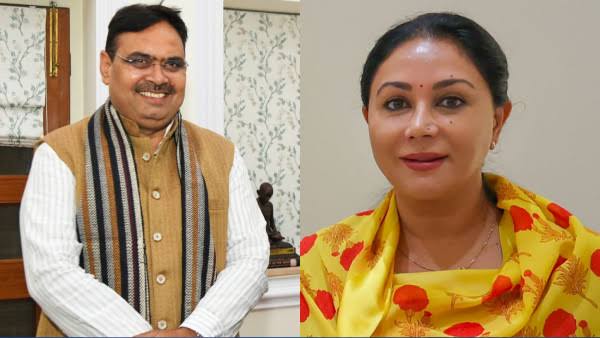 कांस्टेबल को प्रथम ACP 3600GP पटवारी ग्राम सेवक व कृषि पर्यवेक्षक के समान मिले में उम्मीद करता हूं मेरे दिए गए ज्ञापन/प्रस्ताव पर मुख्यमंत्री जी व उप मुख्यमंत्री जल्द संज्ञान लेगें
<a href="/Bhajanlalofc/">Office Of Bhajan Lal Sharma</a> <a href="/KumariDiya/">Diya Kumari</a> <a href="/JogarampatelMLA/">Jogaram Patel</a> <a href="/gssjodhpur/">Gajendra Singh Shekhawat</a> <a href="/Rajendra4BJP/">Rajendra Rathore</a> <a href="/1stIndiaNews/">First India News</a> <a href="/zeerajasthan_/">ZEE Rajasthan</a>