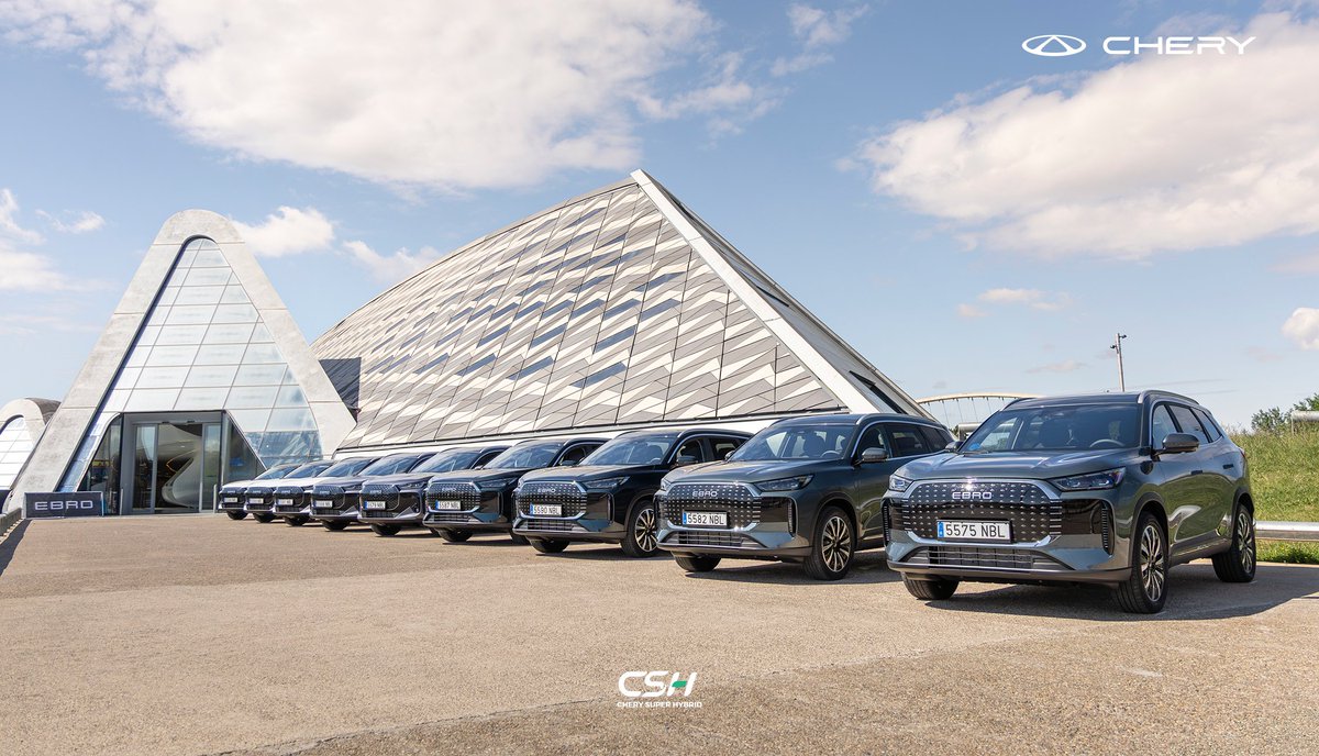 CheryAutoCo's tweet image. Endless Horizons Global Challenge — Stop 2: Spain 🇪🇸
Over 1,200 km of immersive driving to showcase Chery PHEV’s technology, comfort, and real-world value.
Good luck to our challengers — we’re excited to follow your journey ahead!
#Chery #EndlessHorizons #PHEV #SpainDrive #CSH…