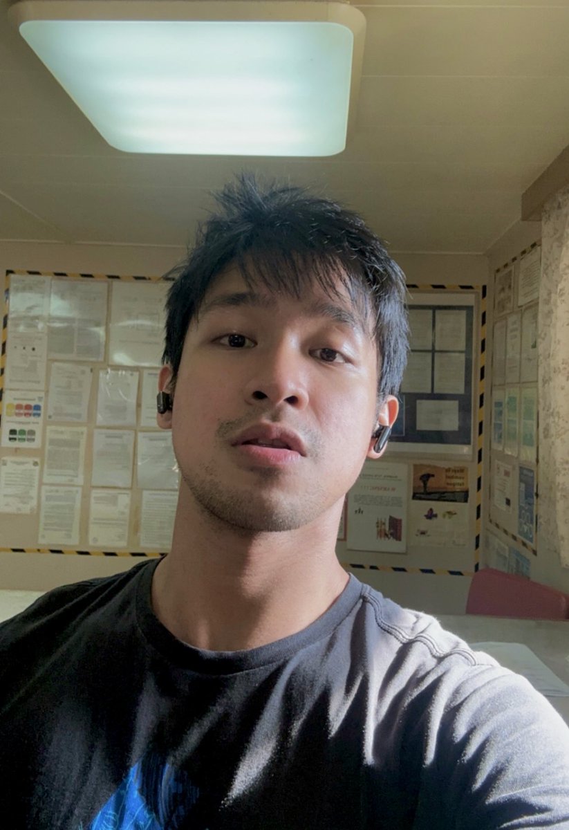 alas_nuebe tweet media