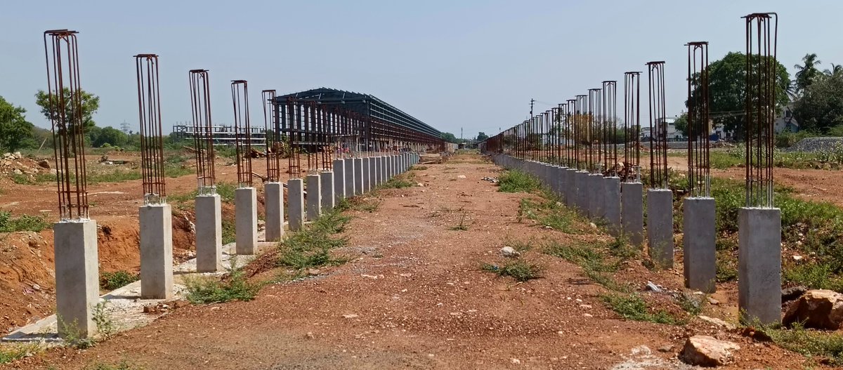 TrichyTreasures's tweet photo. MEMU shed at Manjathidal updates. Work gathers pace. The construction will be over by the year end. #Trichy https://t.co/wnRif59z4r