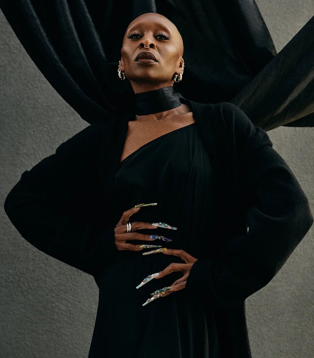 wicked_updates's tweet photo. Cynthia Erivo will play ALL 23 roles in The Sydney Theatre Company’s production of ‘Dracula’ in London’s West End

The 16-week engagement begins in February 2026.

(Via Deadline) https://t.co/Kx0VIEuJta