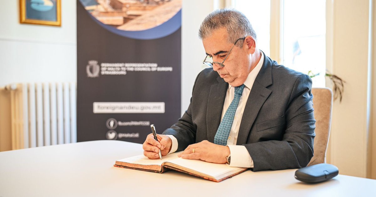 Great to be in Strasbourg 🇫🇷 addressing the #EuroDIG2025 Conference on safeguarding human rights in the digital era. We must strike the right balance between regulation and innovation to protect user rights, especially for children. 🌐

#DigitalGovernance #HumanRights <a href="/MaltaCoE/">Malta at the CoE</a>