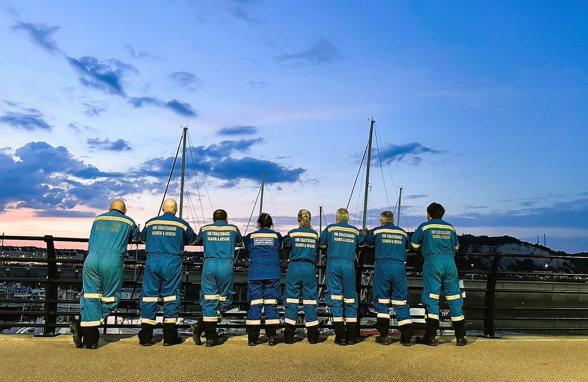 Got your back...

It's Mental Health Awareness Week and an opportunity to celebrate the power of community.

Support from our communities and the people around us can go a long way. Look out for each other.

#MentalHealth #MentalHealthAwarenessWeek