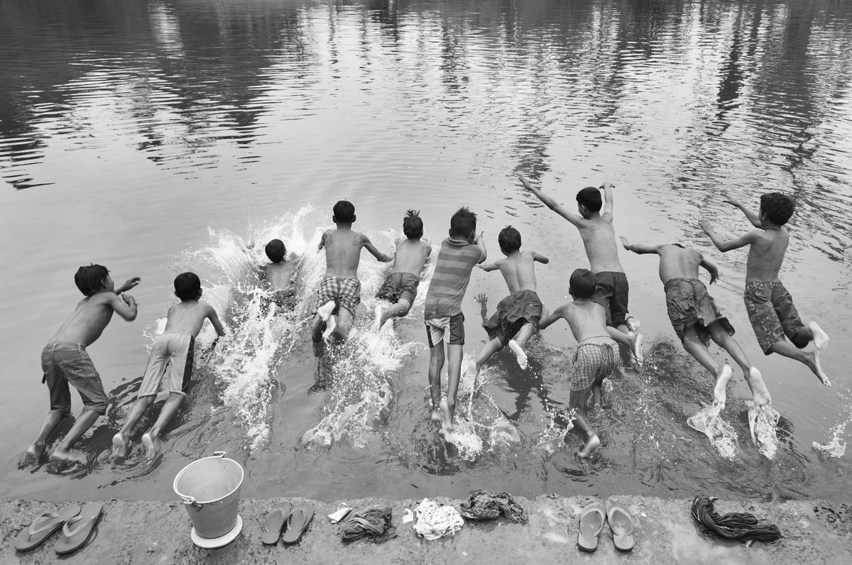 Vicky Roy (@vickyroy87) on Twitter photo Platform Magazine features an article on the Bachpan Photography Exhibition at Vadehra Art Gallery.
<a href="/platformmag/">Platform Magazine</a>
platform-mag.com/art/vicky-roy.…
#Bachpan #Exhibition Platform Magazine features an article on the Bachpan Photography Exhibition at Vadehra Art Gallery.
<a href="/platformmag/">Platform Magazine</a>
platform-mag.com/art/vicky-roy.…
#Bachpan #Exhibition