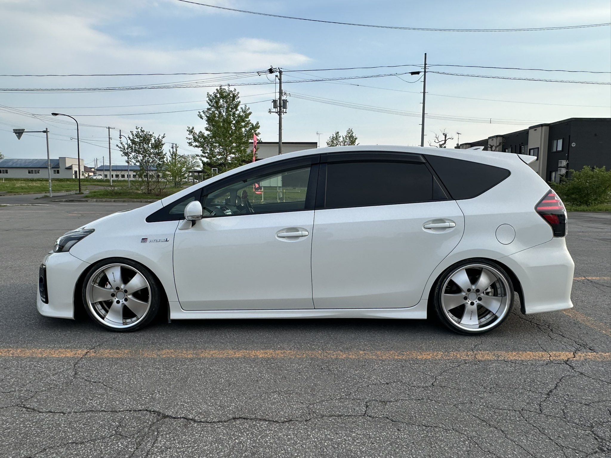 ヨッシーページ ヨッシーとクッパのレース 塗り絵ページ（無料のPDF＆PNGプリント）